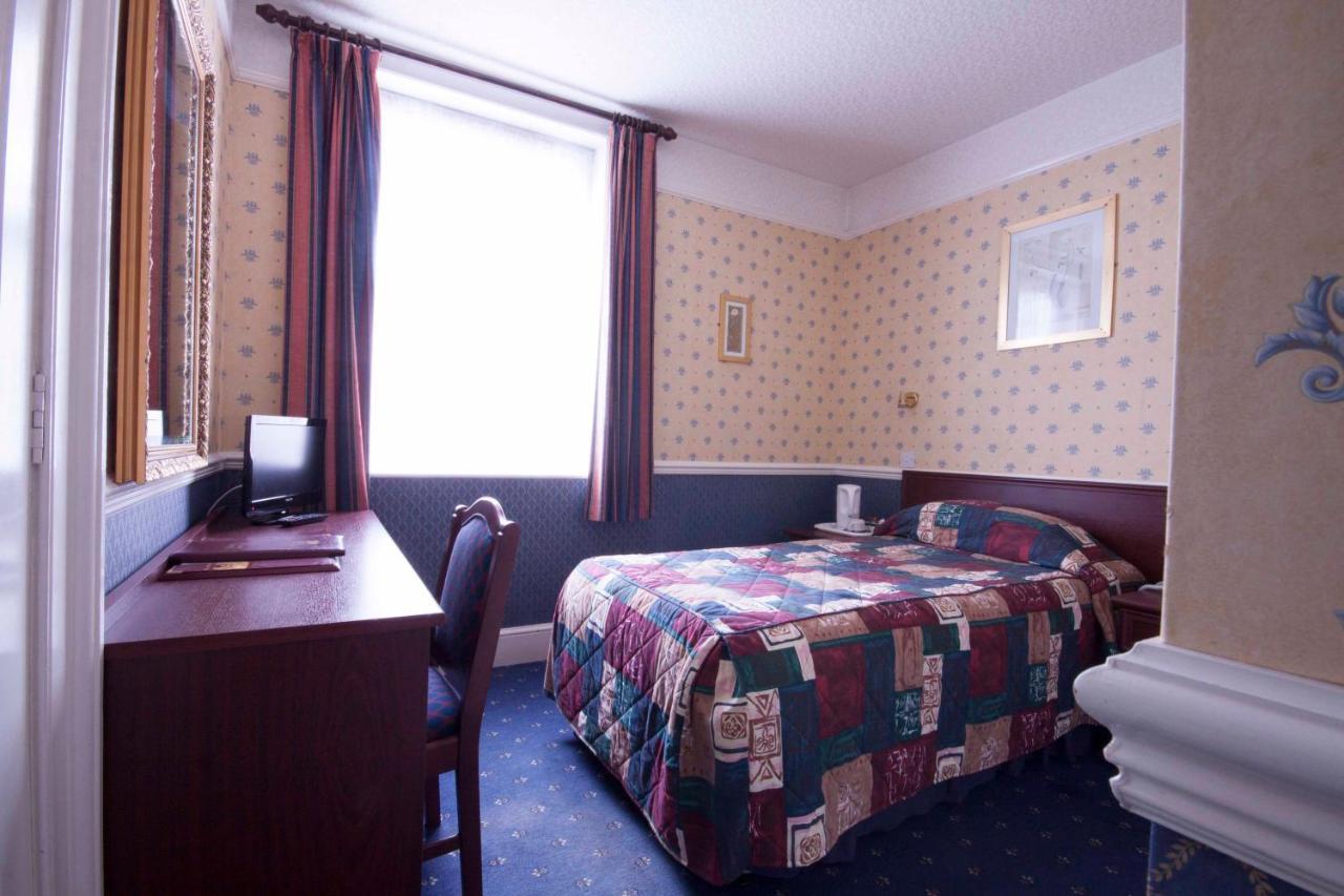 Roselawn Hotel Reading Zimmer foto